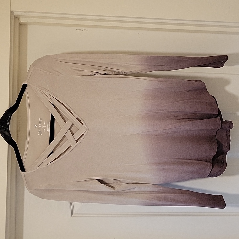 American Eagle Longsleeve